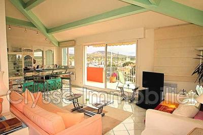 Appartement - 102 m² - 4 pièces