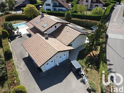 Maison - 192 m² - 6 pièces