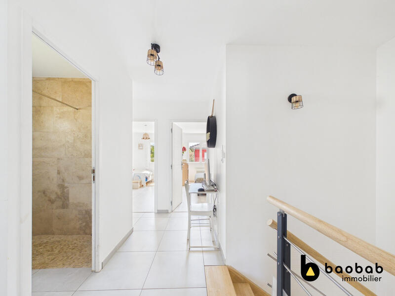 Maison - 122 m² - 5 pièces