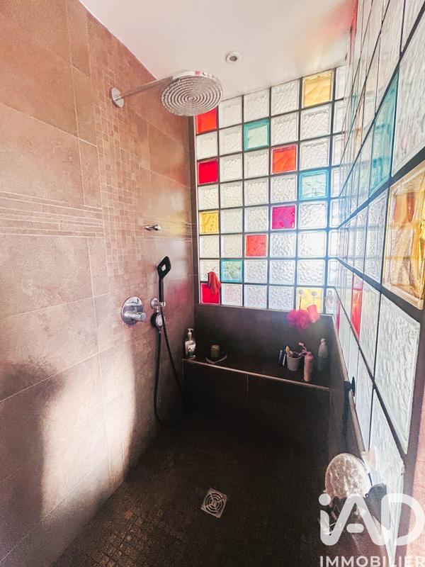 Maison - 273 m² - 8 pièces