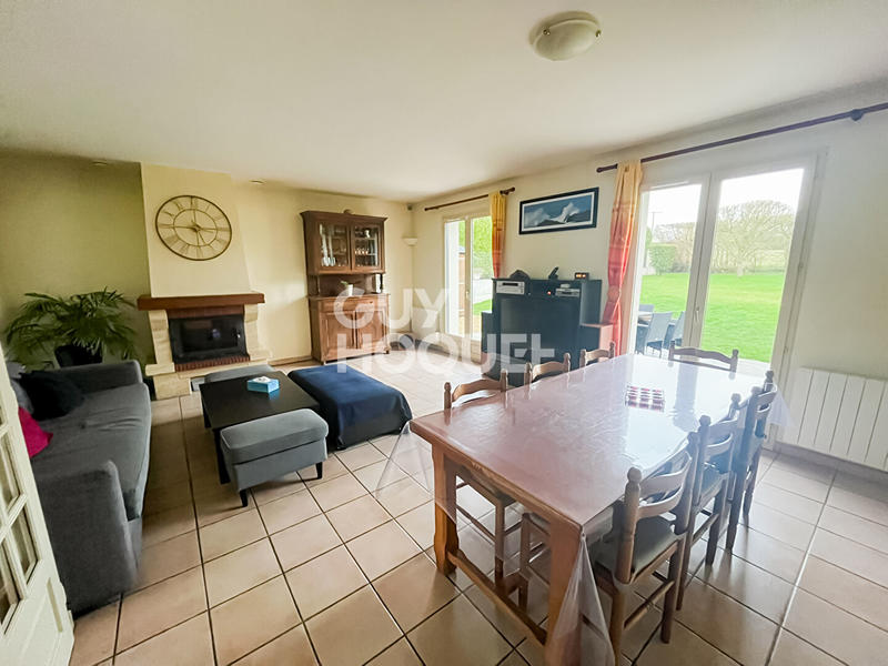 Maison - 90 m² - 5 pièces