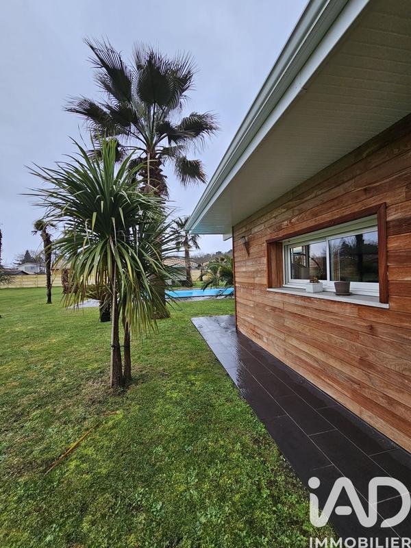 Maison - 251 m² - 5 pièces