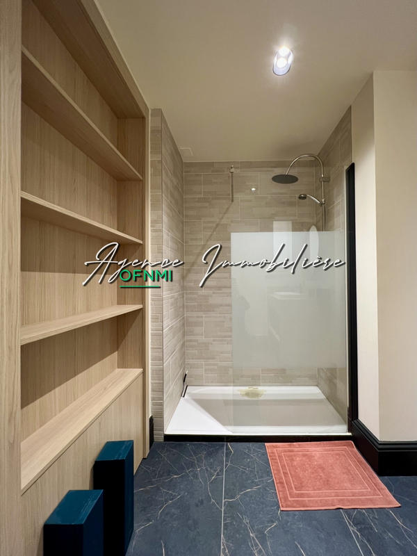 Appartement - 178 m² - 5 pièces