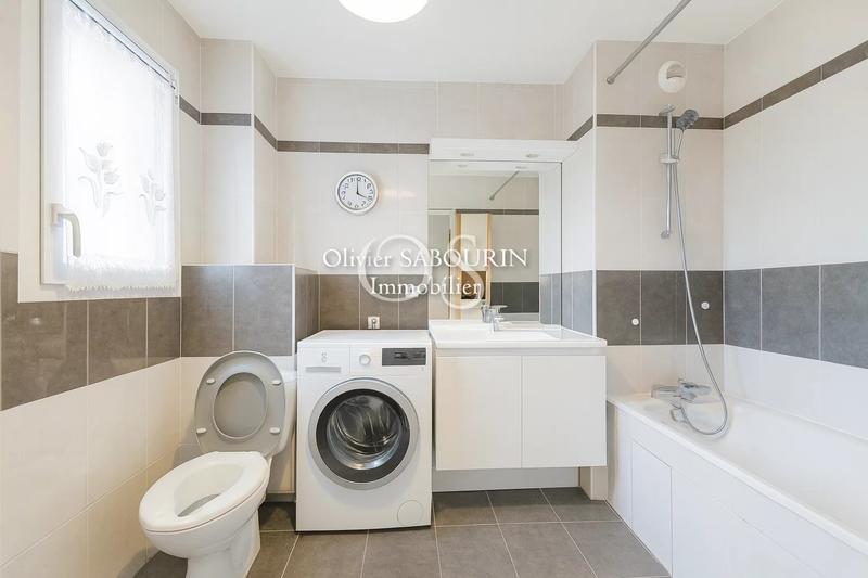 Appartement - 79 m² - 3 pièces