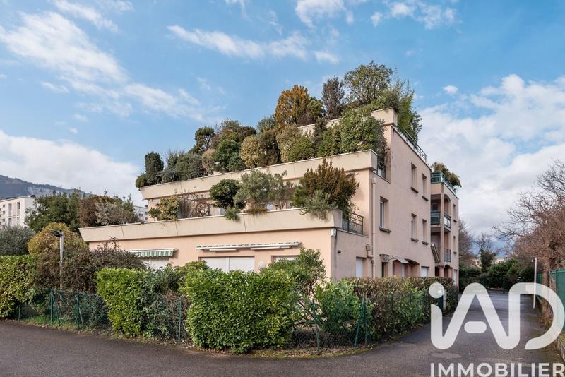 Duplex - 104 m² - 5 pièces