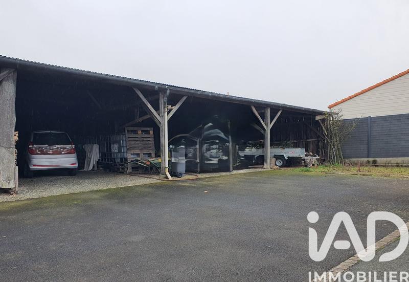 Maison - 220 m² - 8 pièces