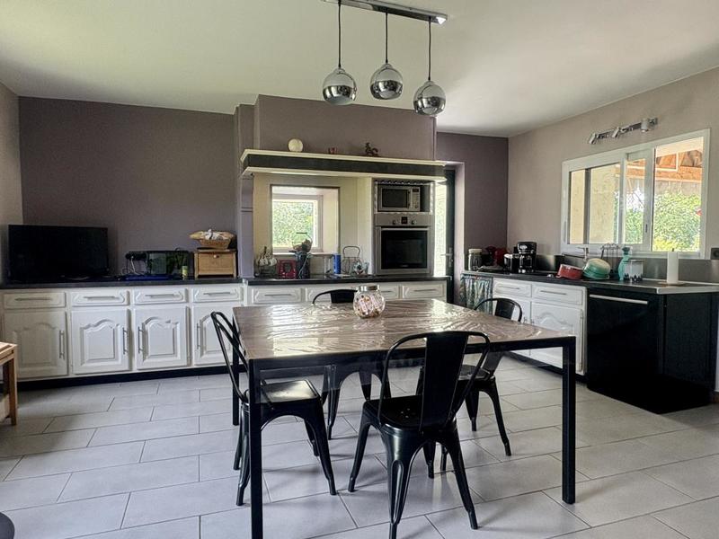 Maison - 160 m² - 5 pièces