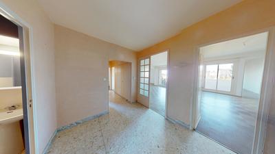 Appartement - 99 m² - 4 pièces