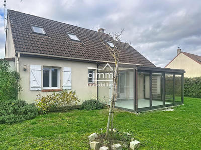 Maison - 101 m² - 6 pièces