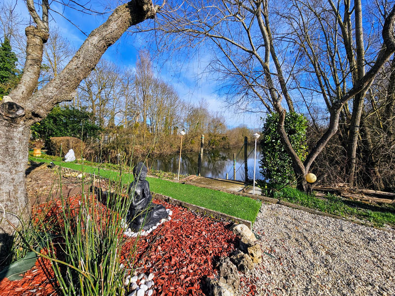 Maison - 183 m² - 6 pièces