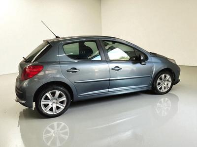 Peugeot 207 1.6 Hdi 110