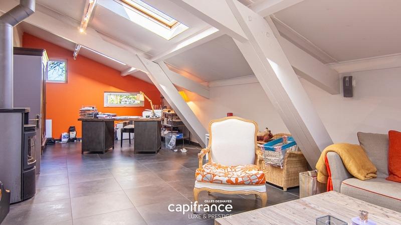 Villa - 226 m² - 8 pièces