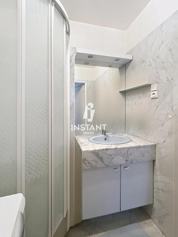 Appartement - 77 m² - 3 pièces