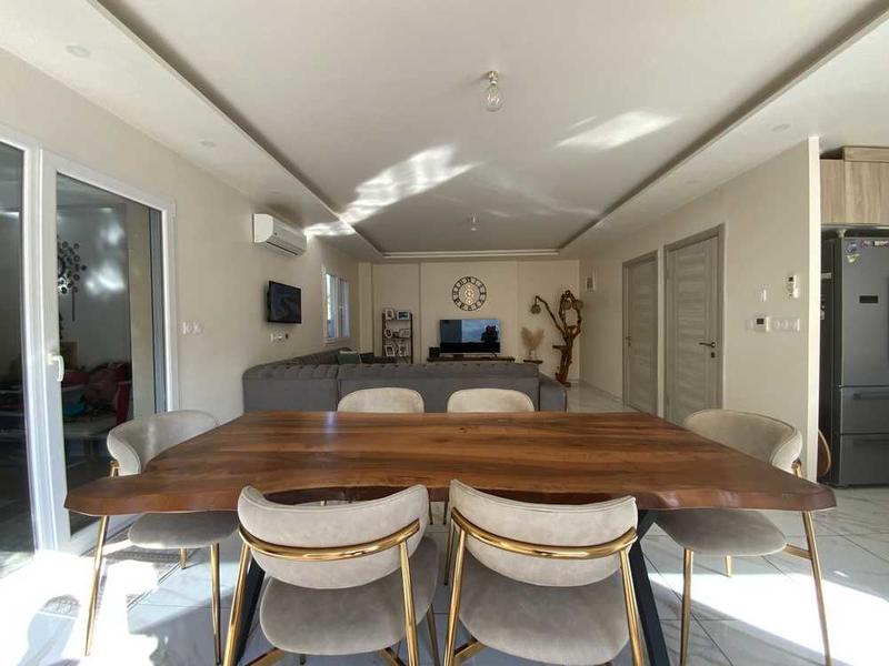 Maison traditionnelle - 130 m² - 5 pièces