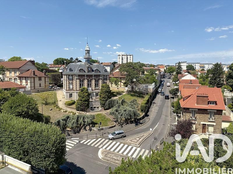 Appartement - 64 m² - 4 pièces