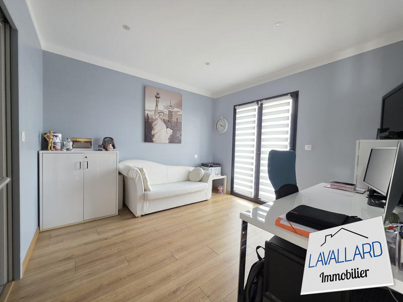 Maison - 167 m² - 6 pièces