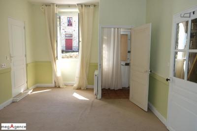 Maison en pierre - 114 m² - 5 pièces