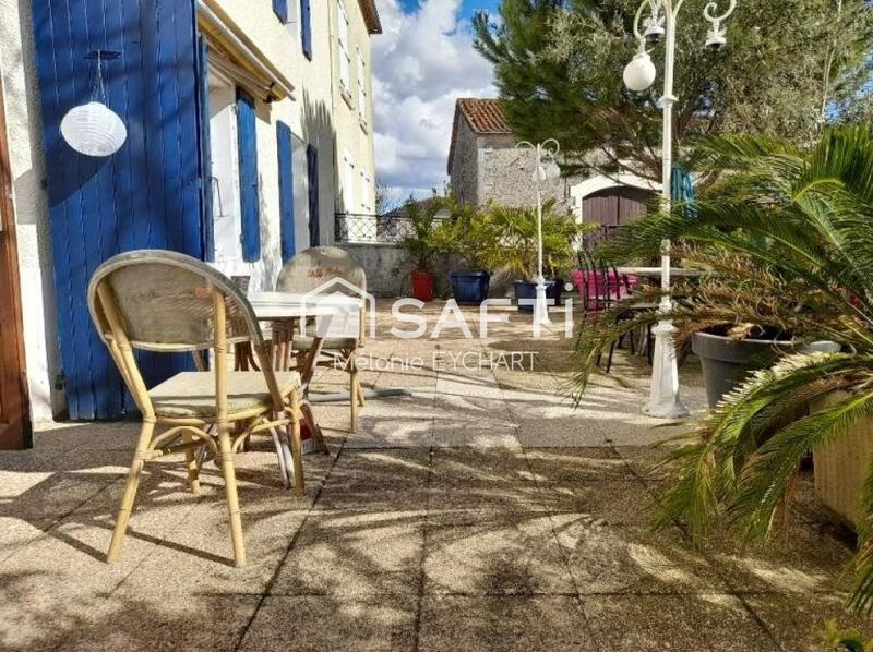 Maison - 264 m² - 7 pièces