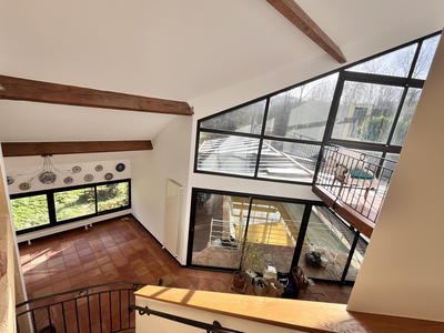 Maison - 263 m² - 7 pièces
