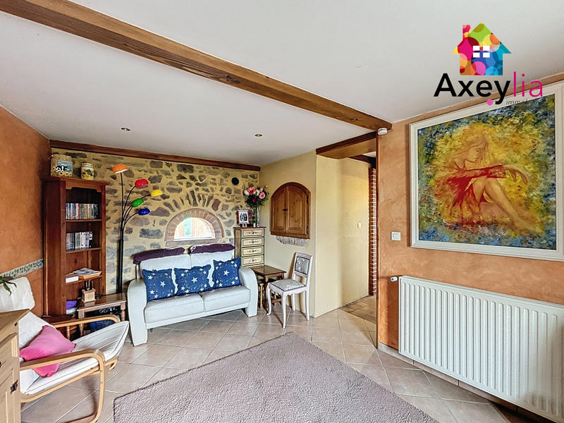 Maison - 208 m² - 6 pièces