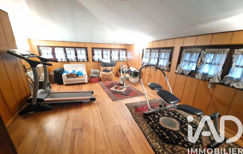 Maison - 170 m² - 7 pièces