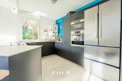 Appartement - 82 m² - 5 pièces