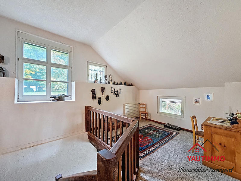 Maison - 200 m² - 6 pièces