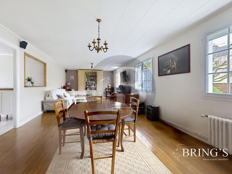 Maison - 135 m² - 7 pièces