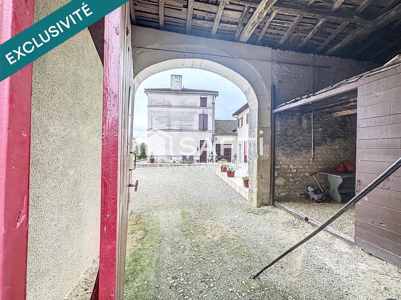 Maison de maîtres - 441 m² - 14 pièces