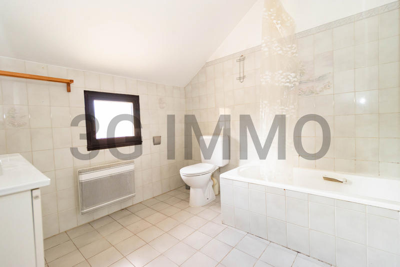 Maison - 94 m² - 4 pièces