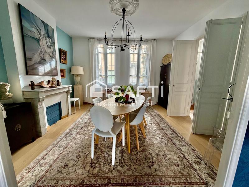 Maison de maîtres - 210 m² - 9 pièces