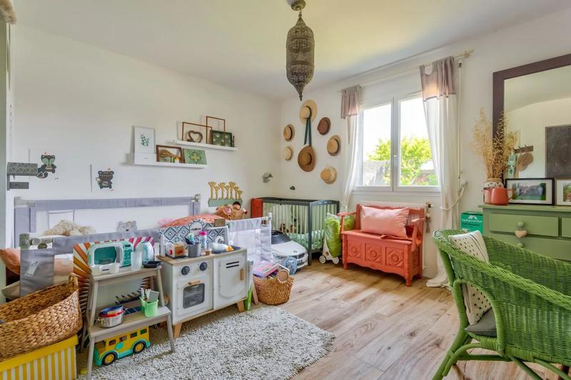 Maison - 200 m² - 8 pièces