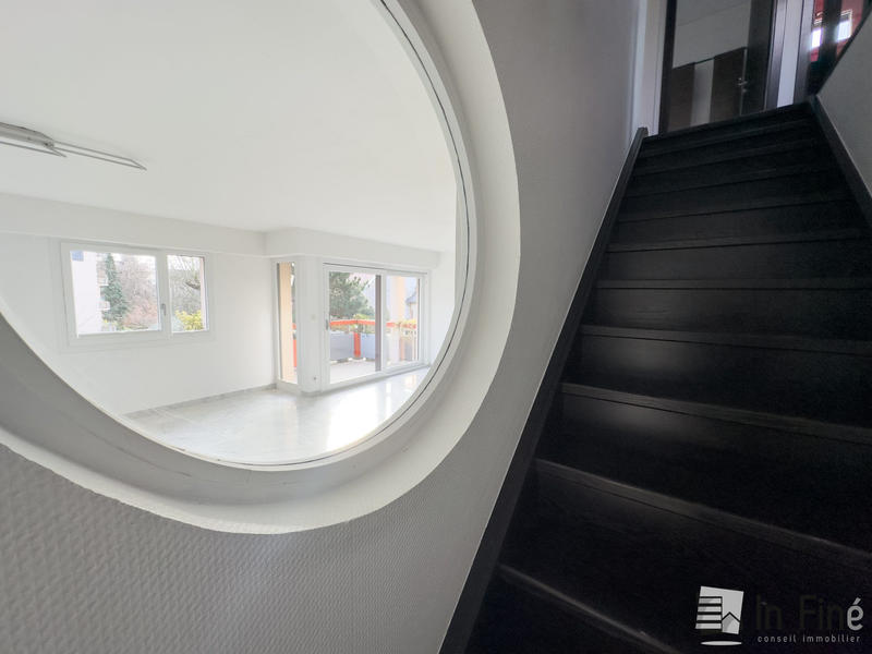 Appartement - 155 m² - 6 pièces