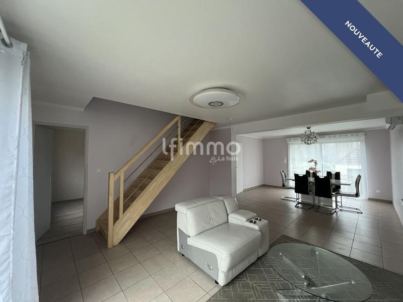 Maison - 90 m² - 5 pièces