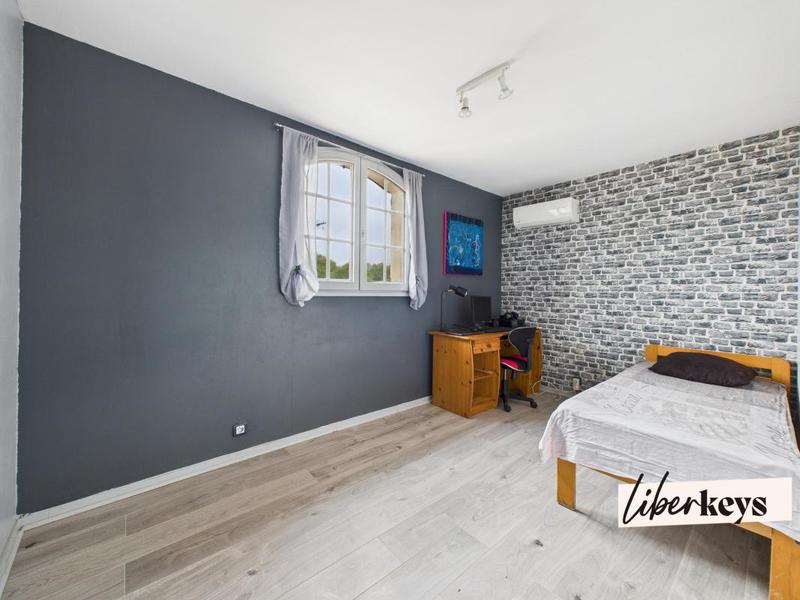 Maison - 133 m² - 6 pièces