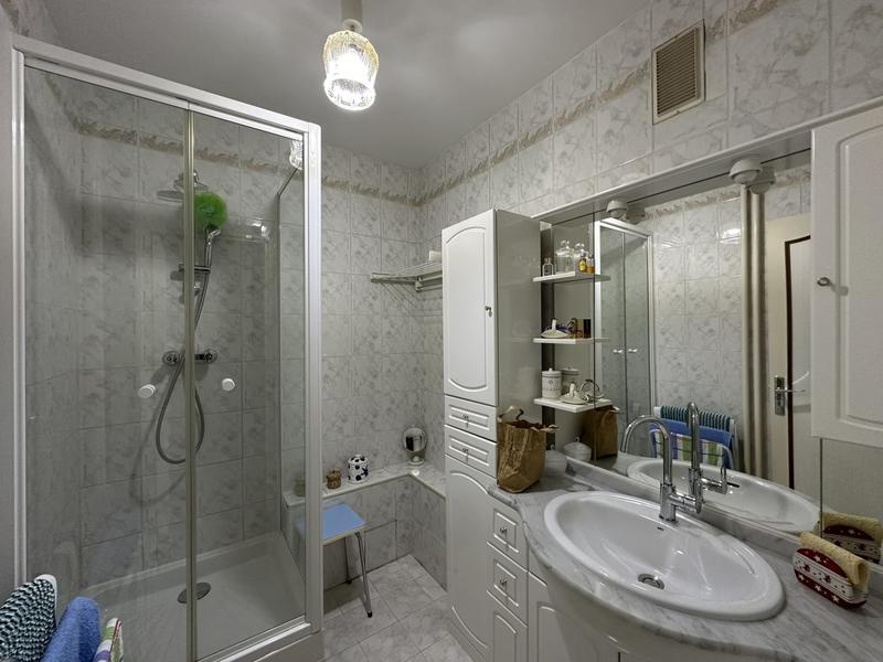 Appartement - 79 m² - 4 pièces