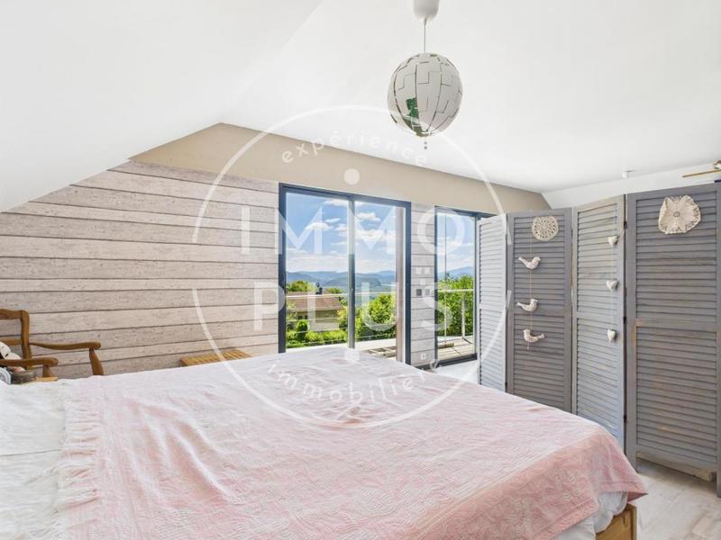 Maison - 177 m² - 6 pièces