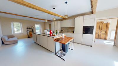 Propriété - 373 m² - 10 pièces