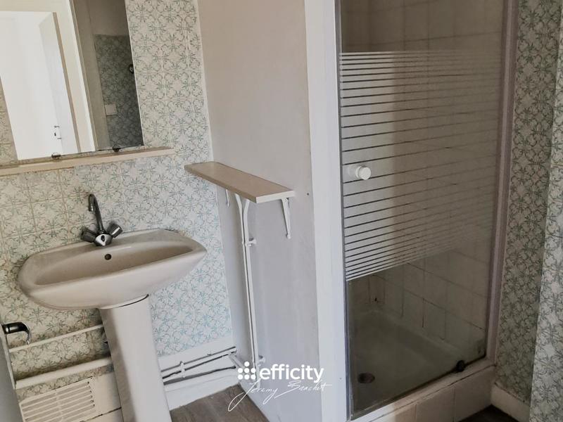 Maison - 93 m² - 6 pièces