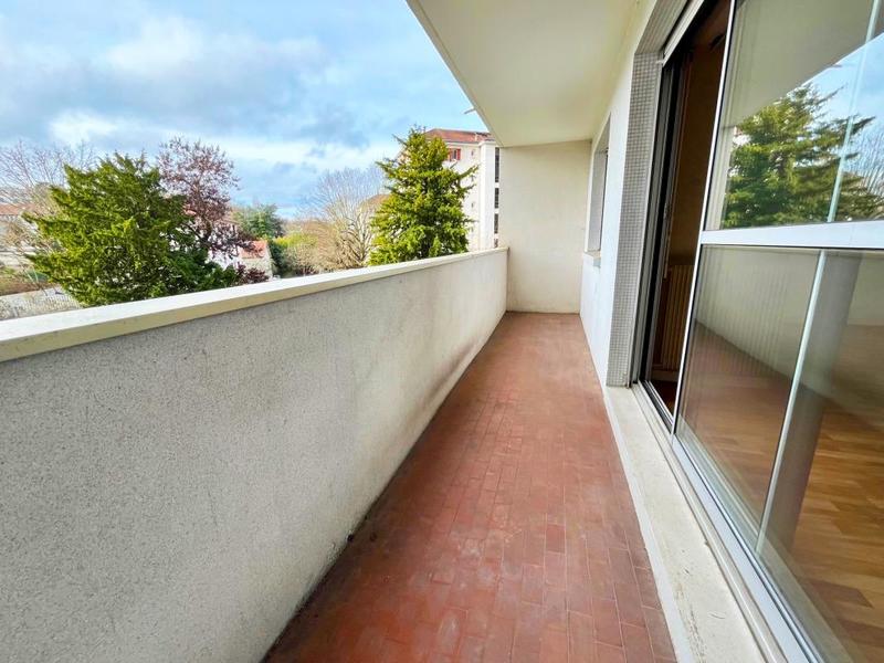 Appartement - 75 m² - 4 pièces