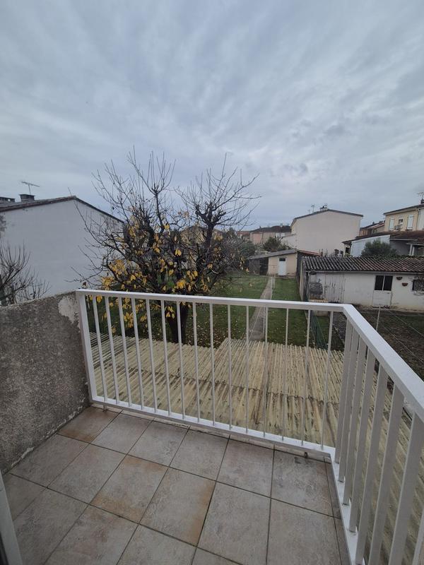 Maison - 99 m² - 5 pièces