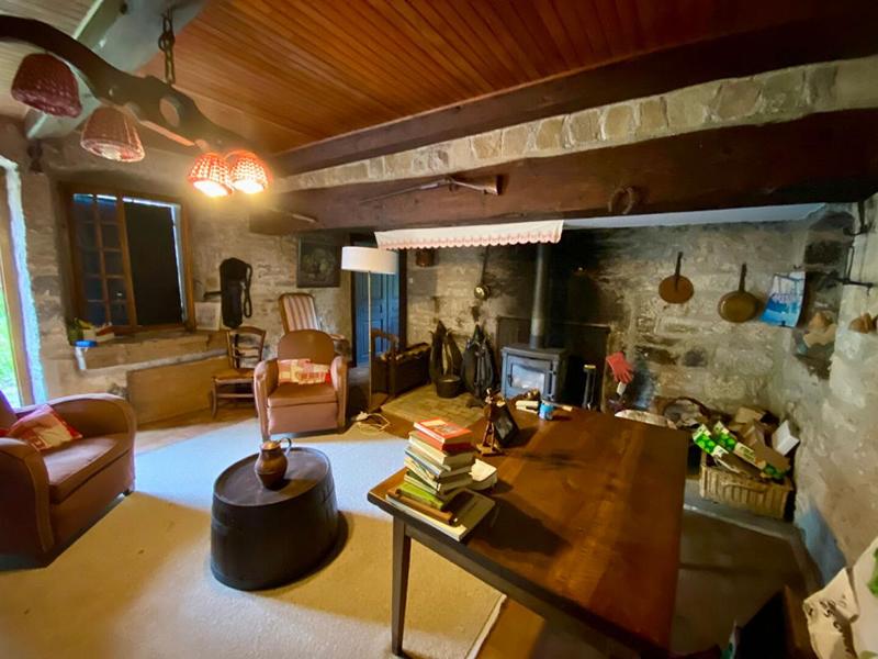 Maison - 295 m² - 9 pièces