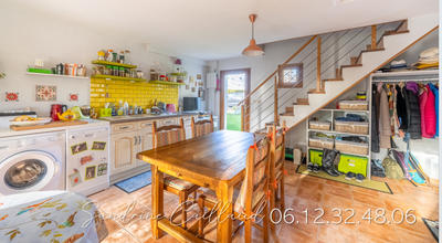 Maison - 219 m² - 10 pièces