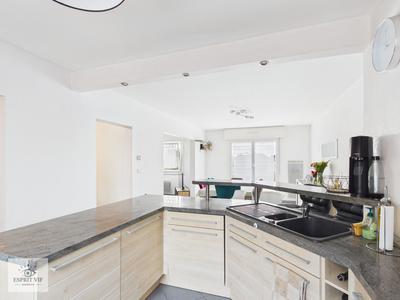 Appartement - 90 m² - 4 pièces