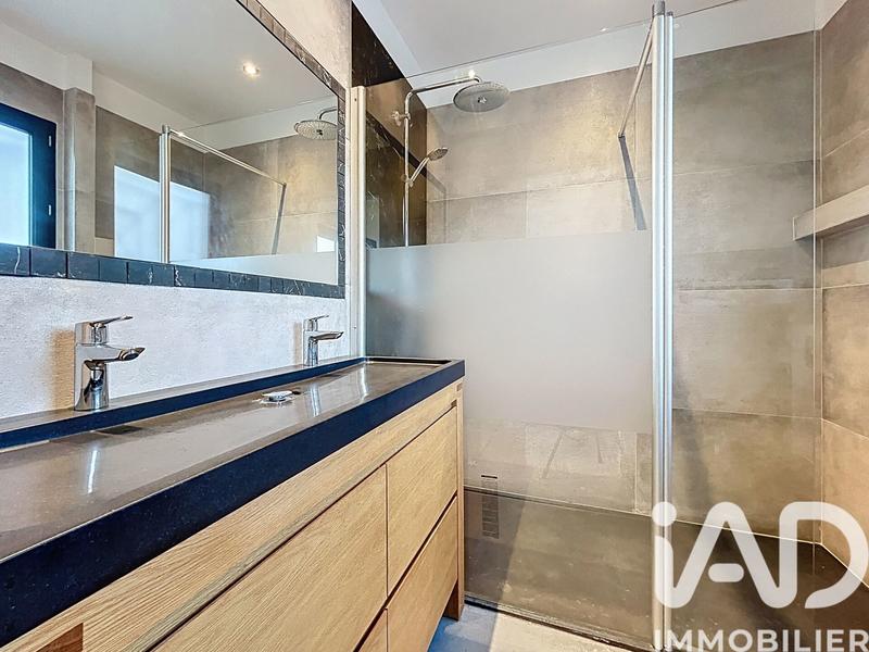 Maison - 147 m² - 5 pièces