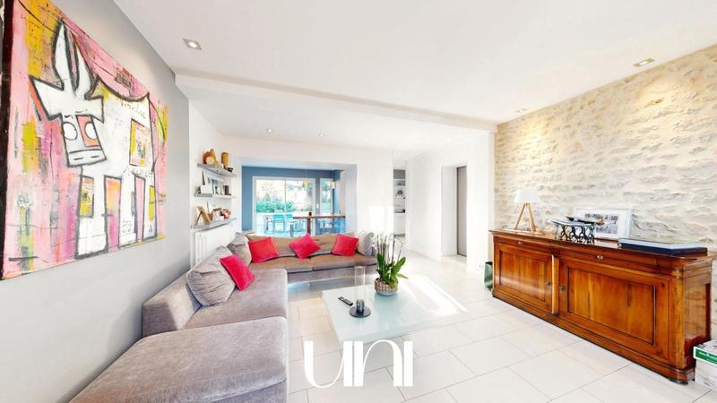 Maison de ville - 232 m² - 8 pièces