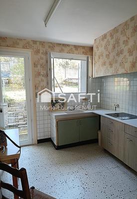 Maison - 99 m² - 4 pièces