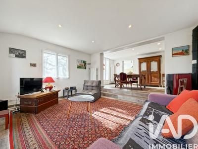Maison - 92 m² - 5 pièces