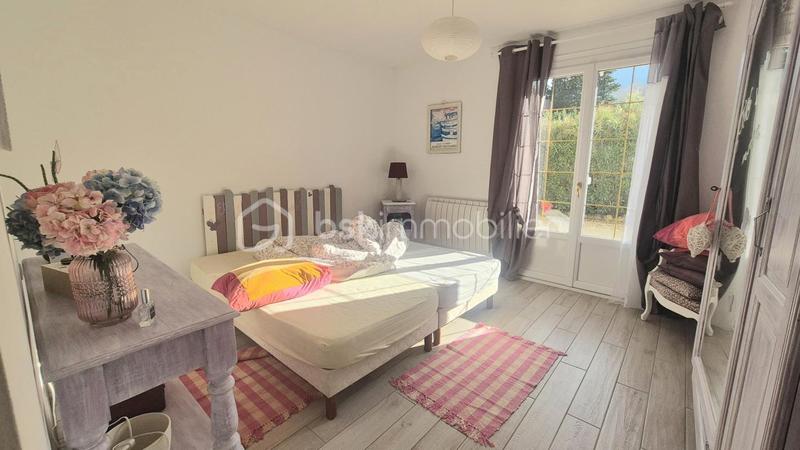 Maison - 297 m² - 10 pièces