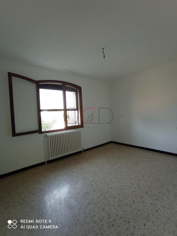 Appartement - 99 m² - 5 pièces